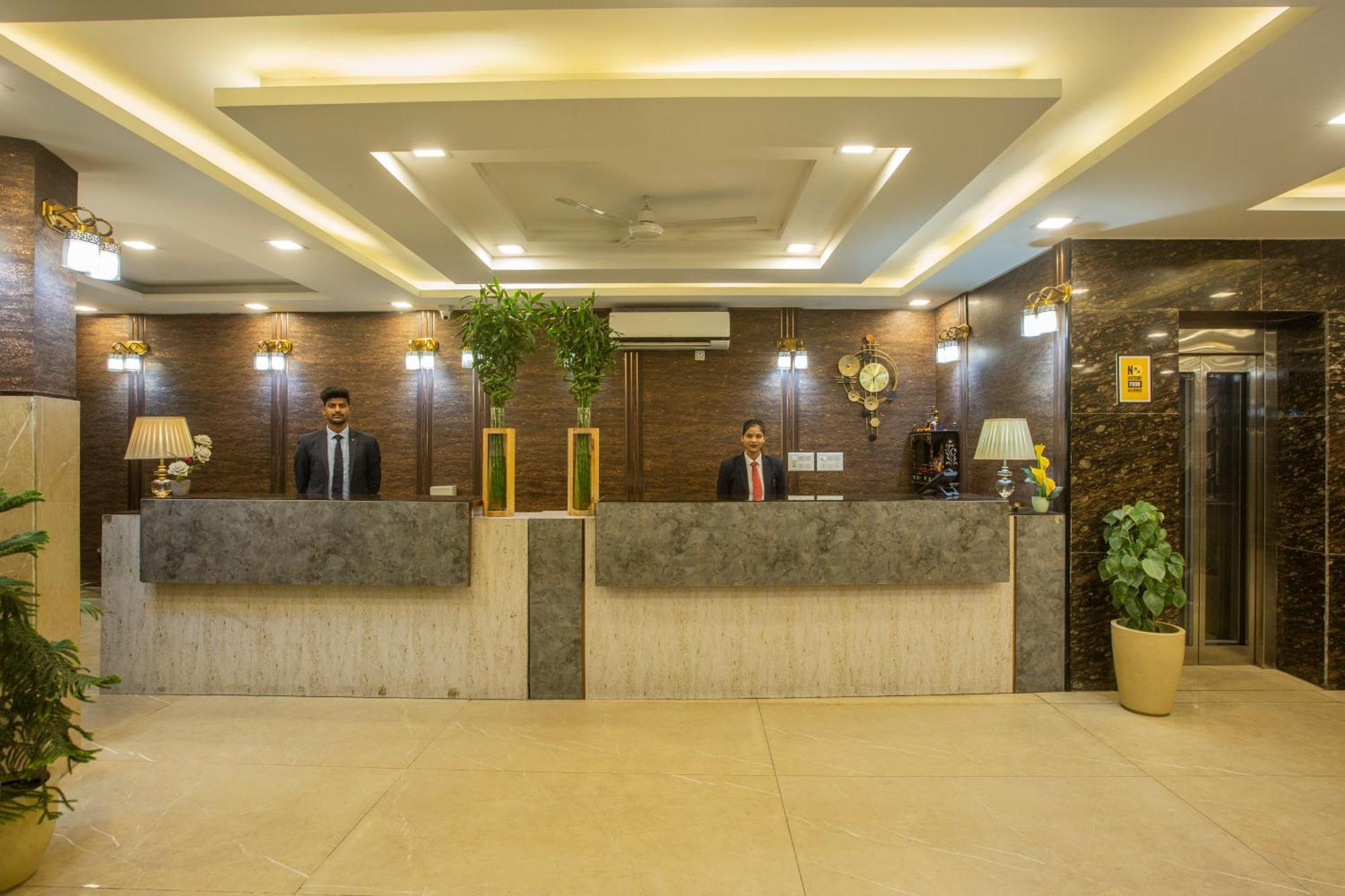 Hotel The Prithvi Near Delhi Airport Neu-Delhi Exterior foto