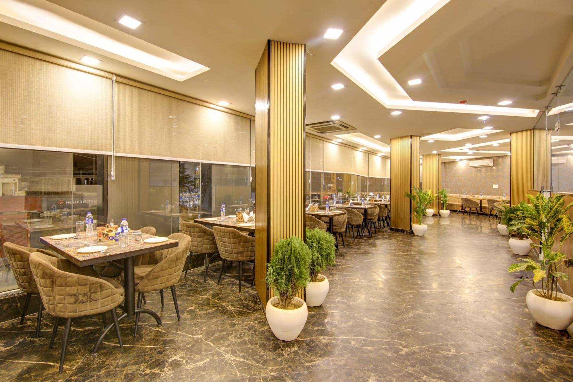 Hotel The Prithvi Near Delhi Airport Neu-Delhi Exterior foto