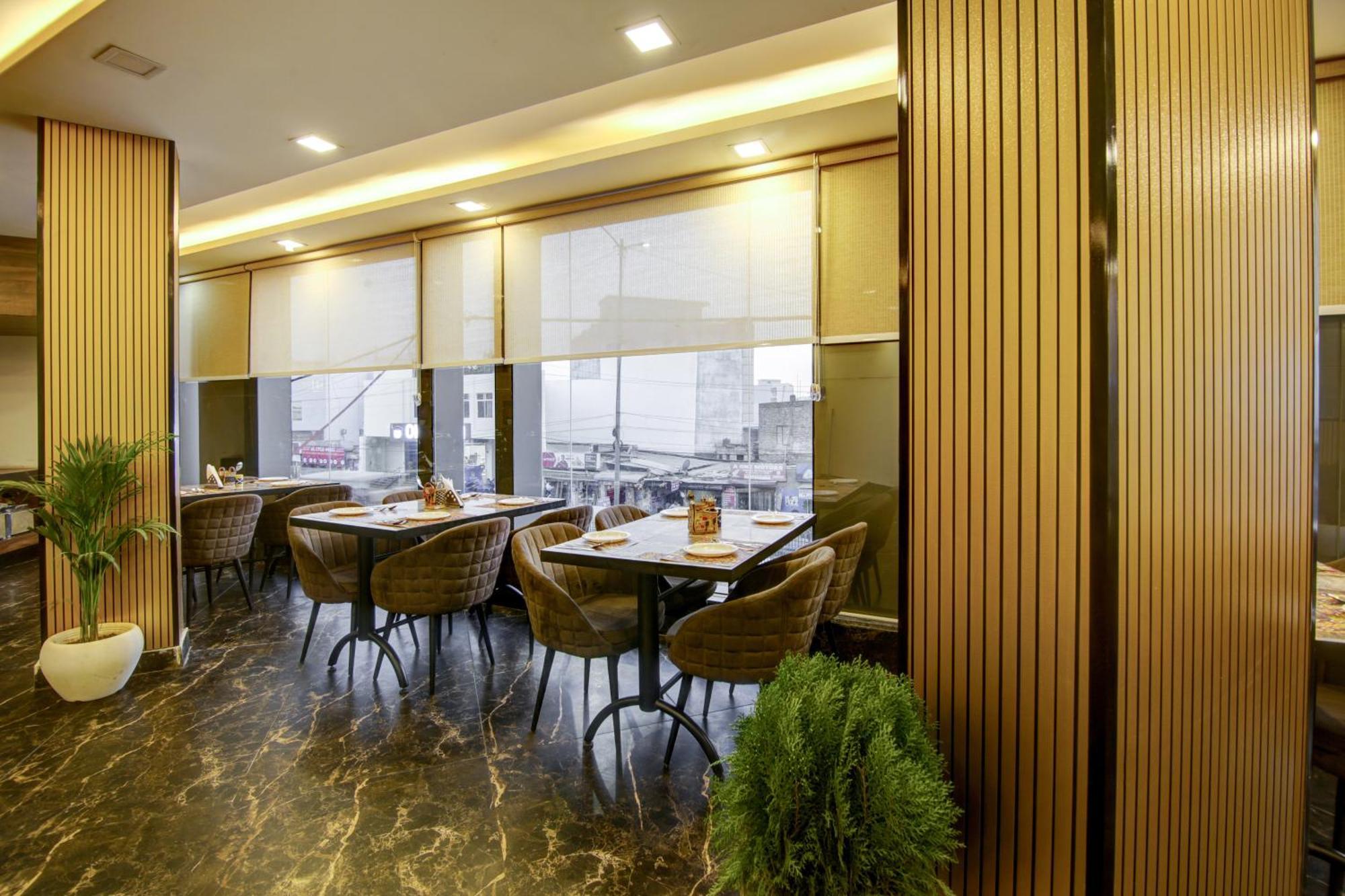 Hotel The Prithvi Near Delhi Airport Neu-Delhi Exterior foto