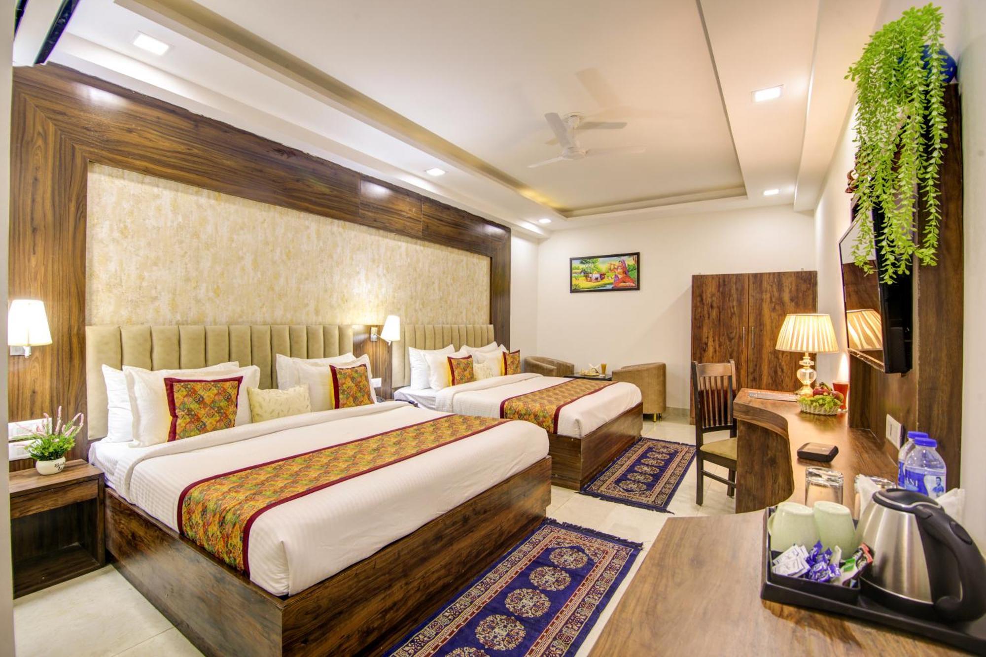 Hotel The Prithvi Near Delhi Airport Neu-Delhi Exterior foto