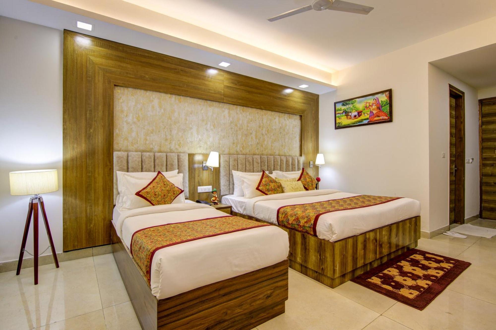 Hotel The Prithvi Near Delhi Airport Neu-Delhi Exterior foto