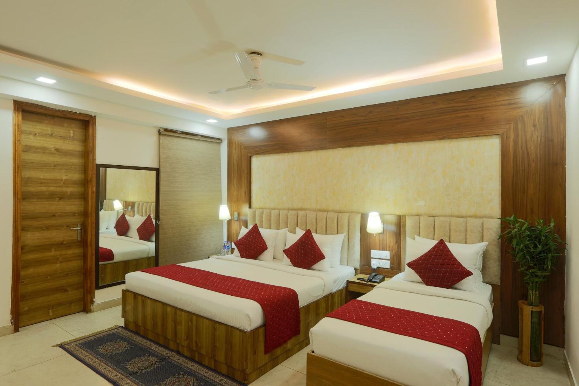Hotel The Prithvi Near Delhi Airport Neu-Delhi Exterior foto